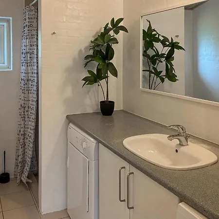 Awesome In Vaeggerlose With Sauna * Bøtø By