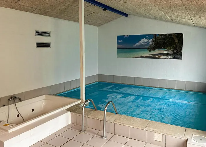 Awesome In Vaeggerlose With Sauna