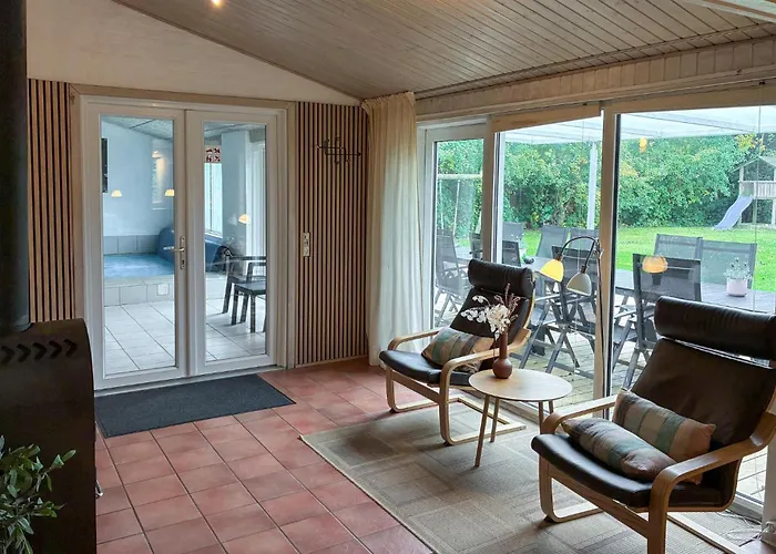 Awesome In Vaeggerlose With Sauna Prázdninový dům Bøtø By